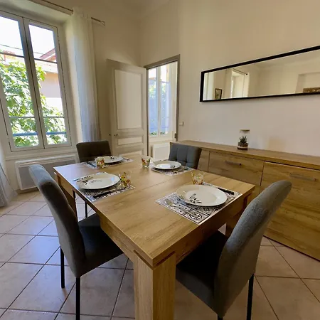 Soleil Et Confort - Moderne A Apartament Nicea