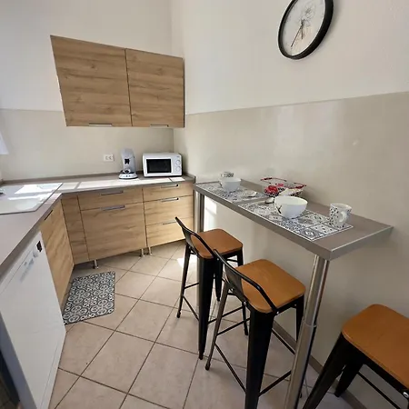 Soleil Et Confort - Moderne A Nicea